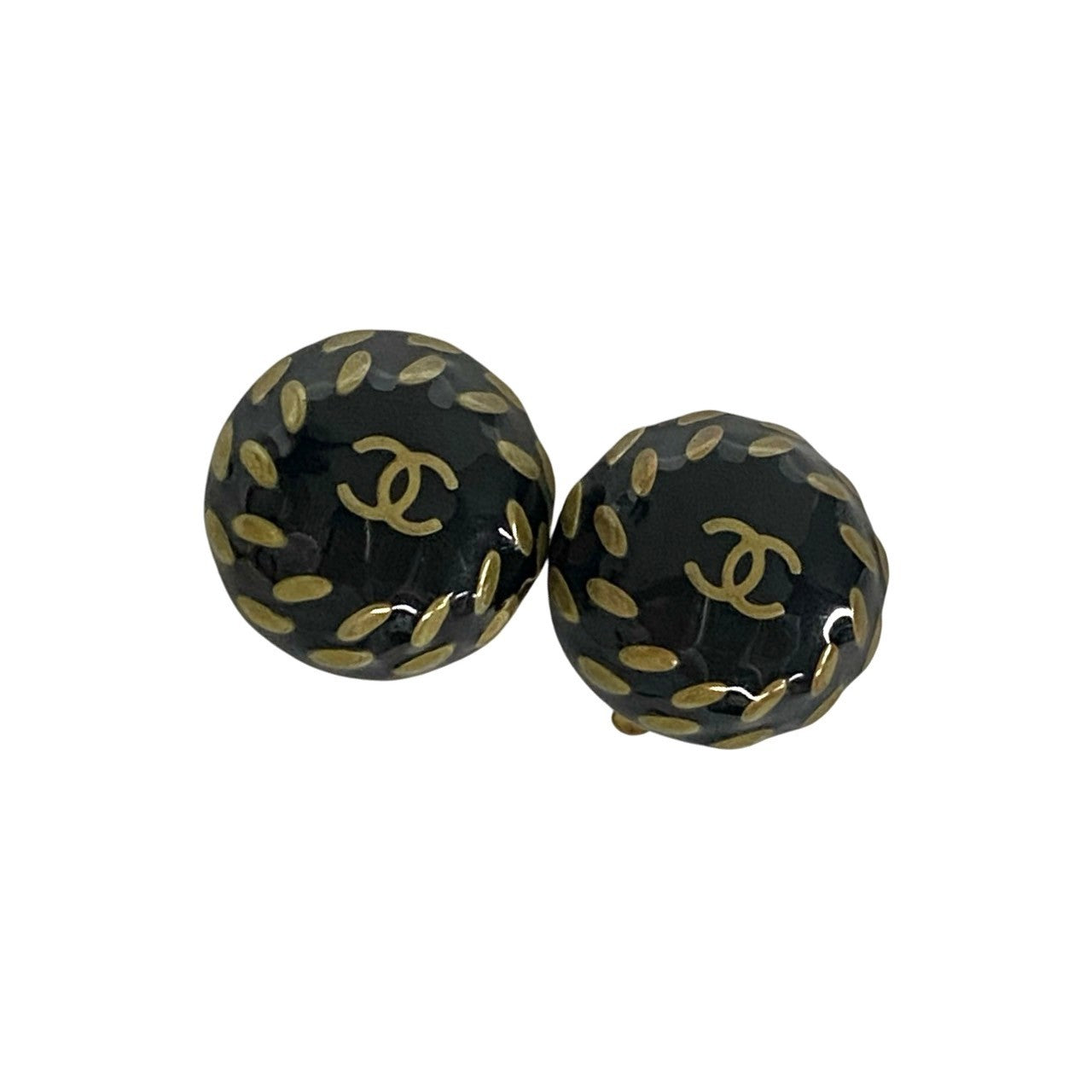 Chanel CC Clip On Earrings Metal Earrings in Very Good Condition