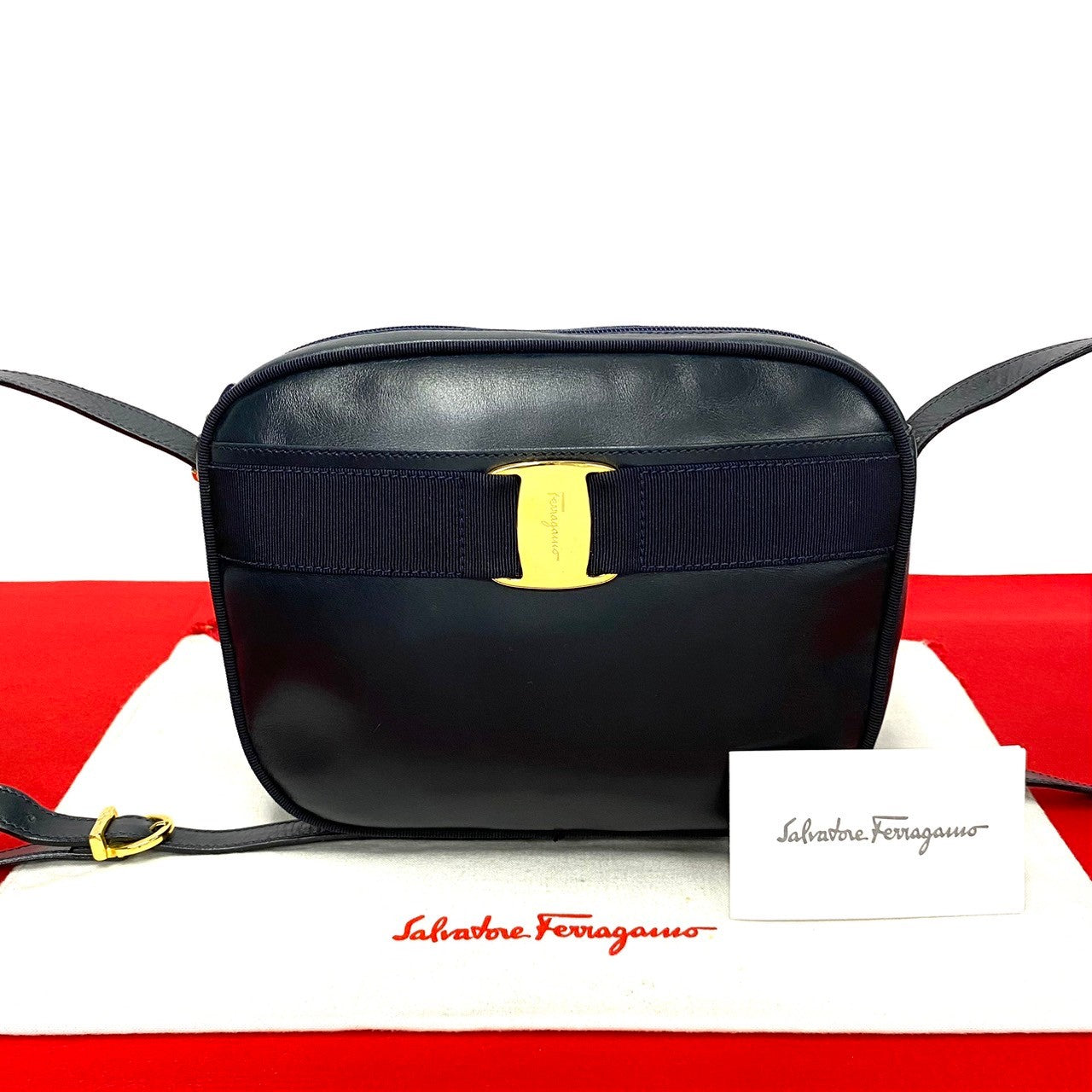 Salvatore Ferragamo Leather Vara Bow Crossbody Bag Leather Crossbody Bag BA-21 4183 in Very Good Condition