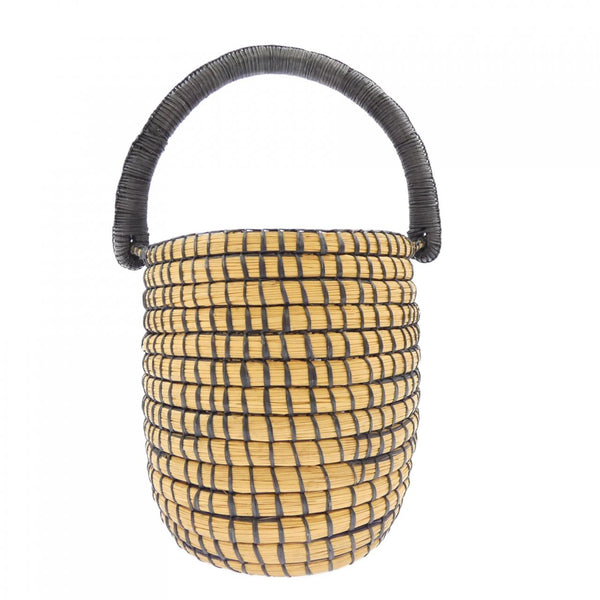 ARTESANO Woven Handbag