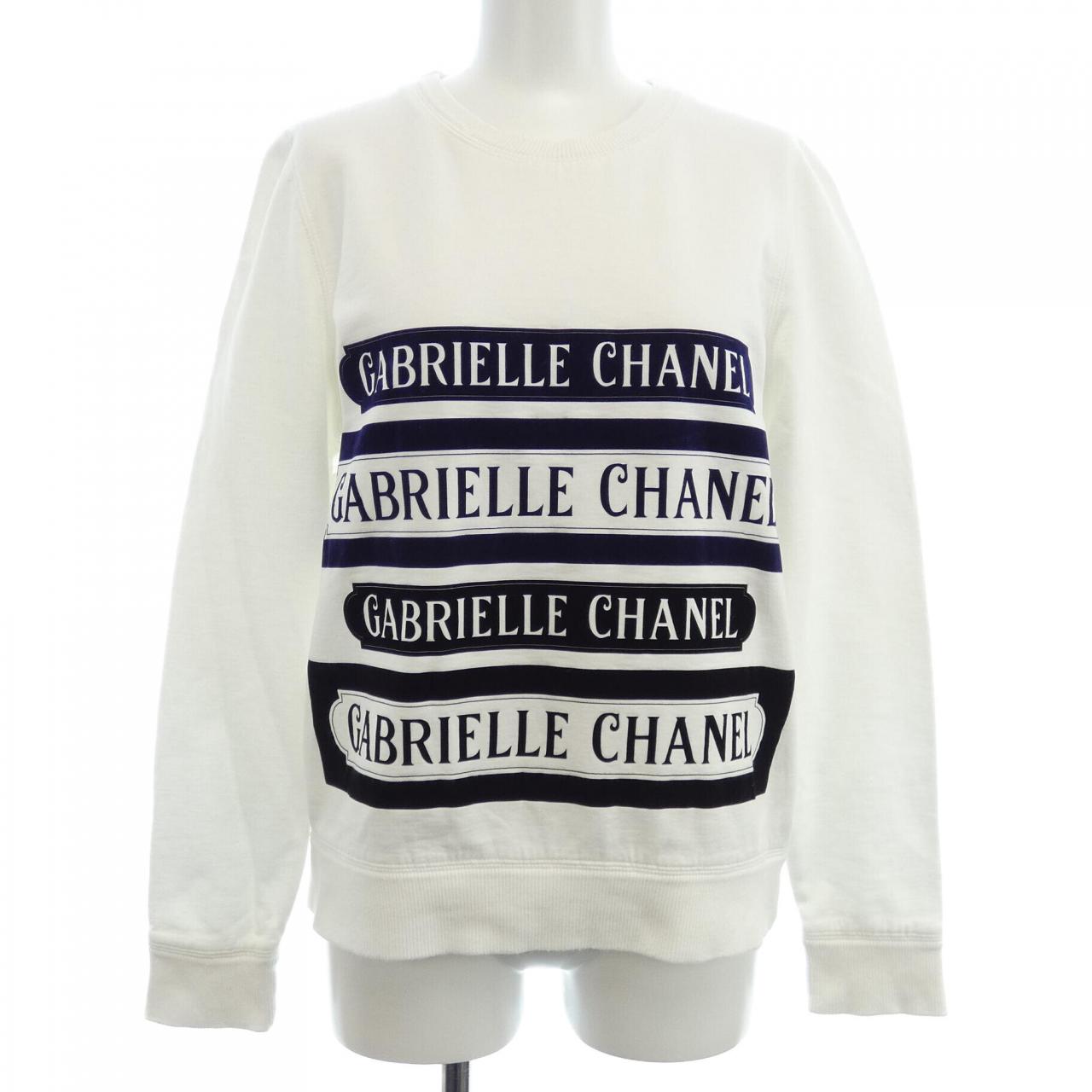 Chanel Sweatshirt