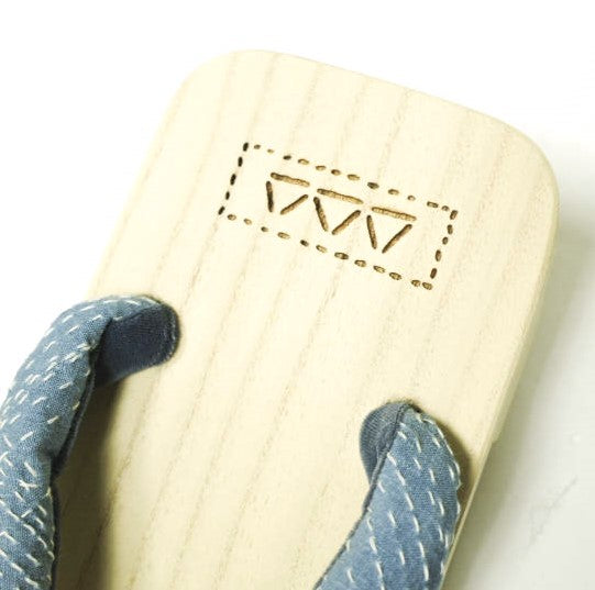 靴 Visvim GETA SASHIKO visvim GETA SASHIKO Paulownia Linen Sandals – LuxUness