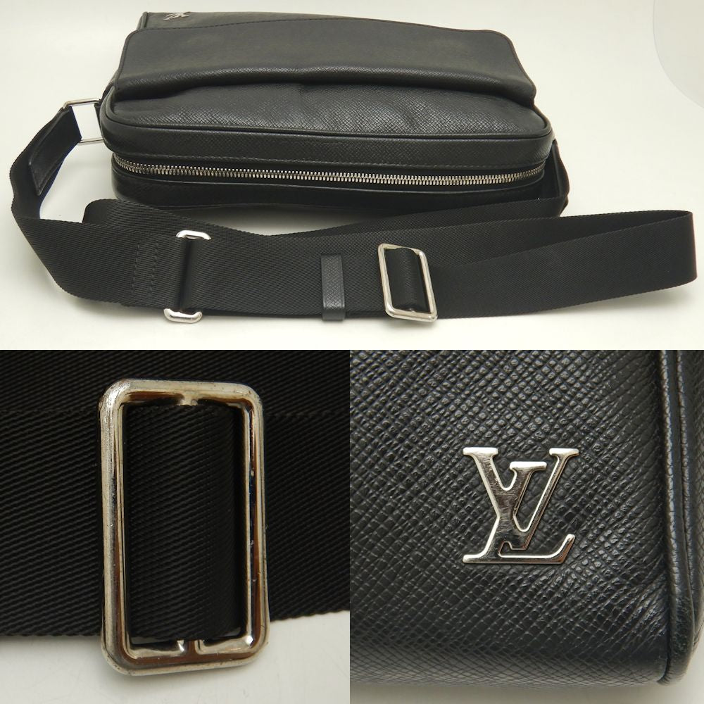 Louis Vuitton Taiga Alex Messenger Bag M30260