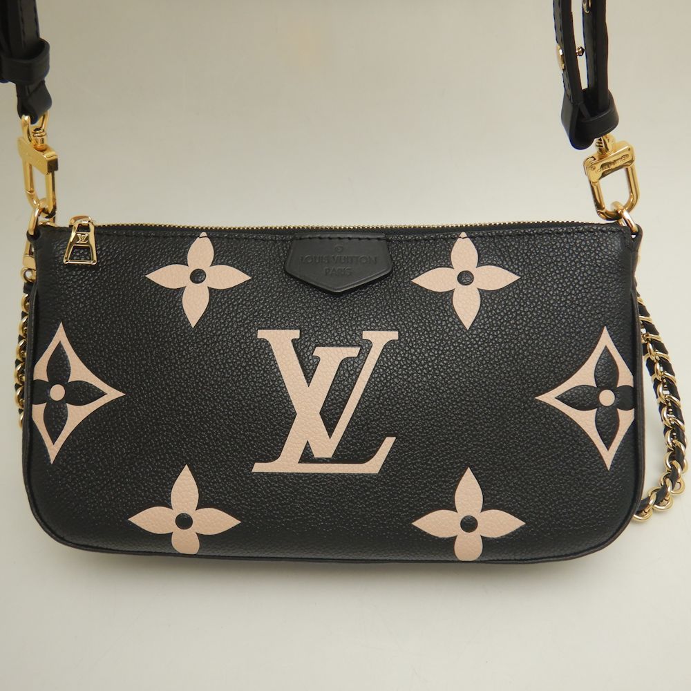 Louis Vuitton Leather Multi Pochette M45777