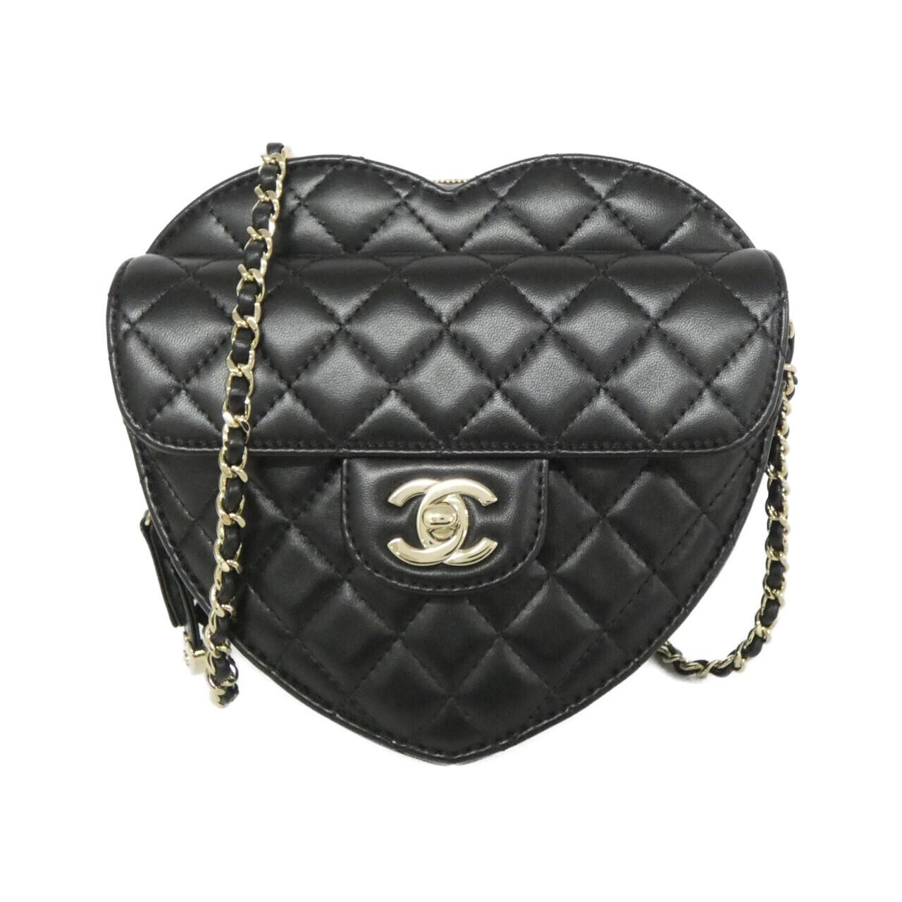 Chanel AS5764 Lambskin Shoulder Bag