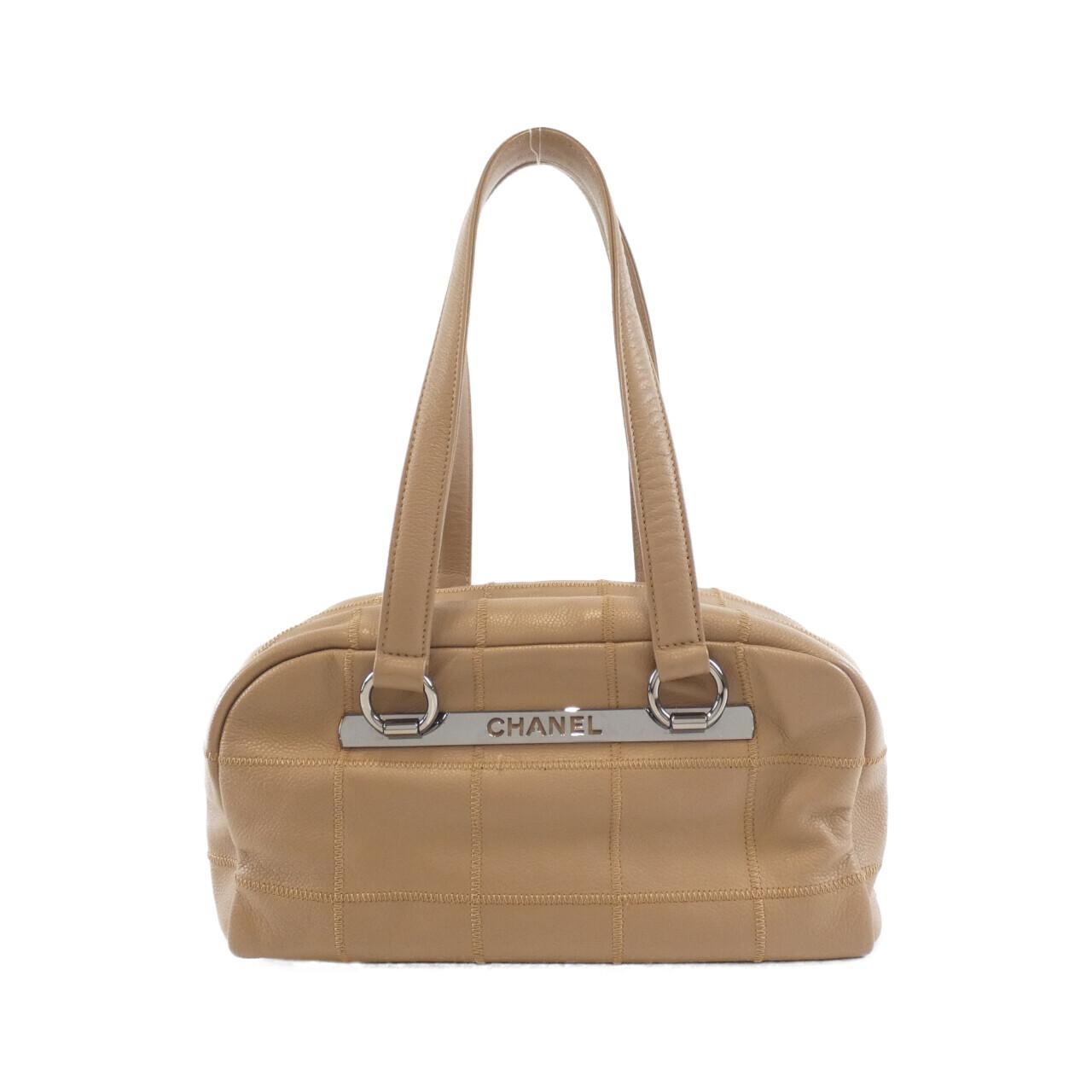 Chanel Caviar Skin Shoulder Bag