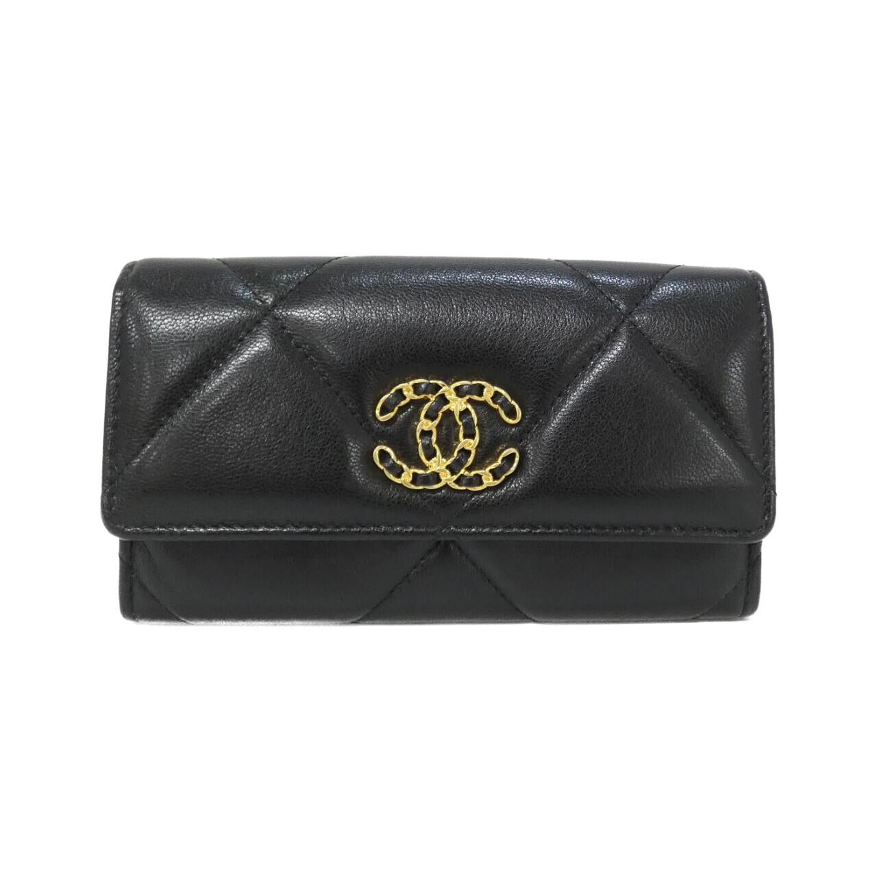 Chanel Chanel 19 Lambskin Wallet