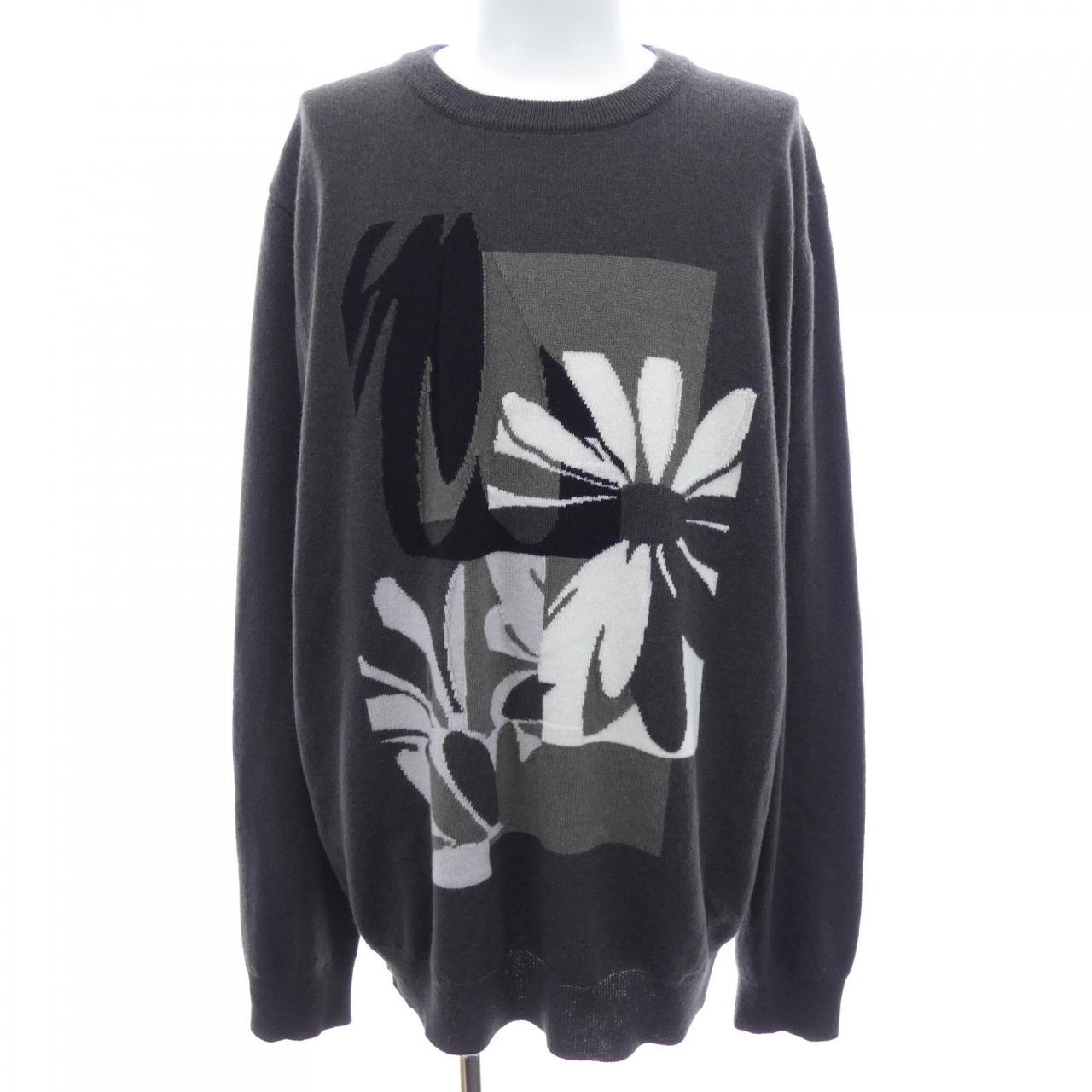 Hermes 100 Percent Cashmere Knitwear