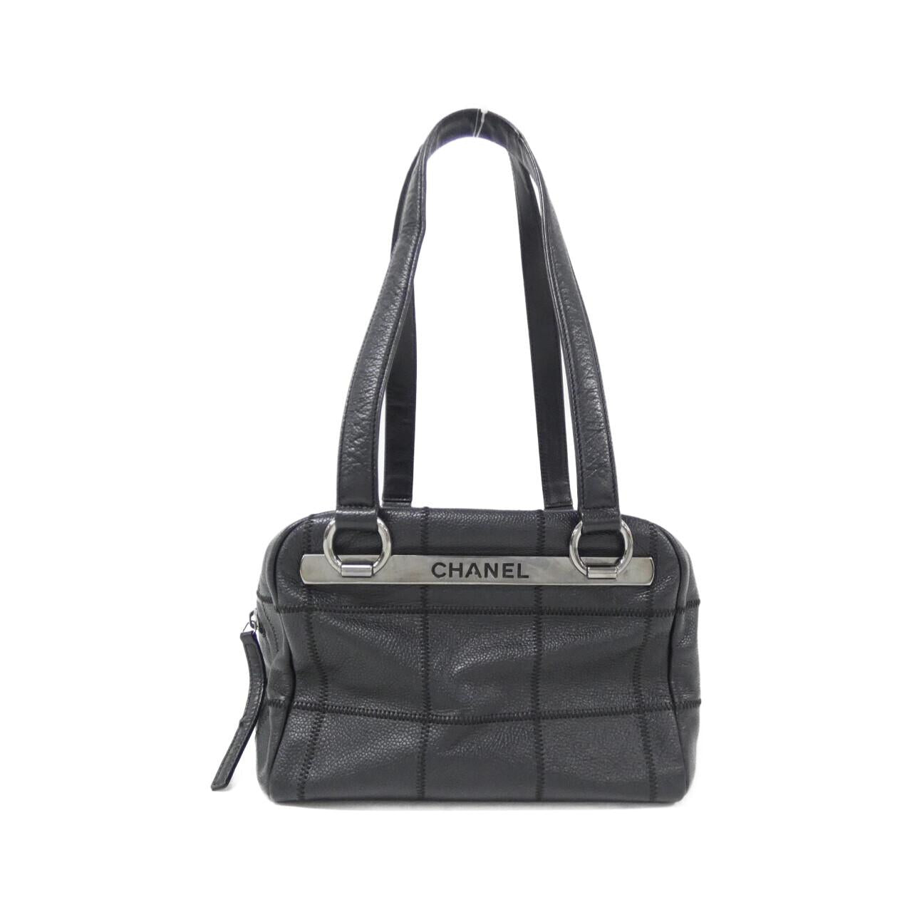 Chanel Caviar Skin Shoulder Bag
