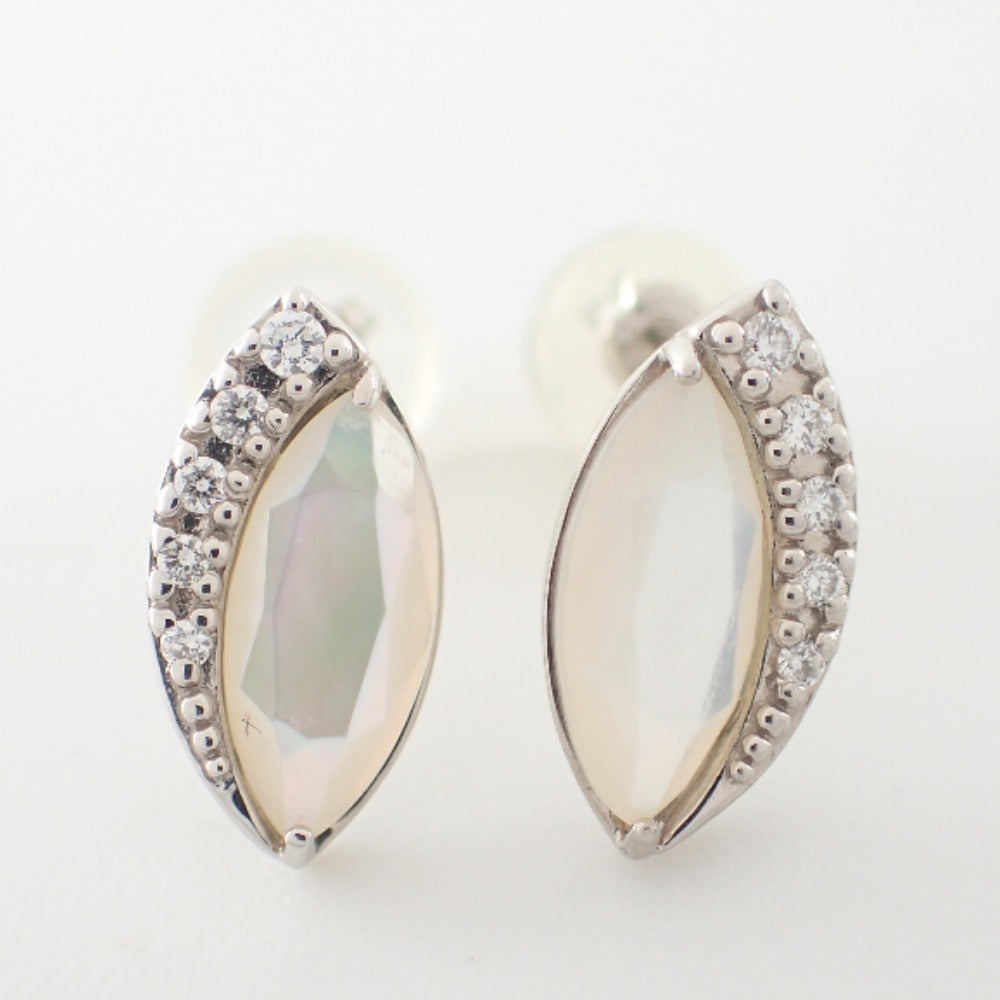 LuxUness  VENDOME AOYAMA Pt950/Pt900 Shell Diamond Jewelry - Excellent Condition Metal Earrings in Great Condition