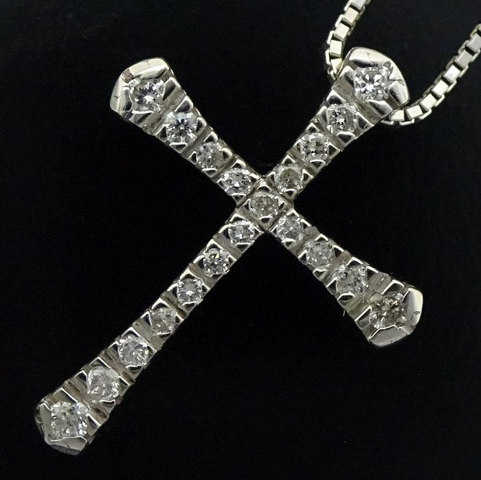 VENDOME Aoyama Diamond Cross Necklace K18WG