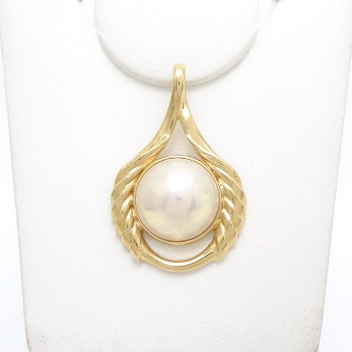 TASAKI Mabe Pearl Pendant Top K18YG Gold