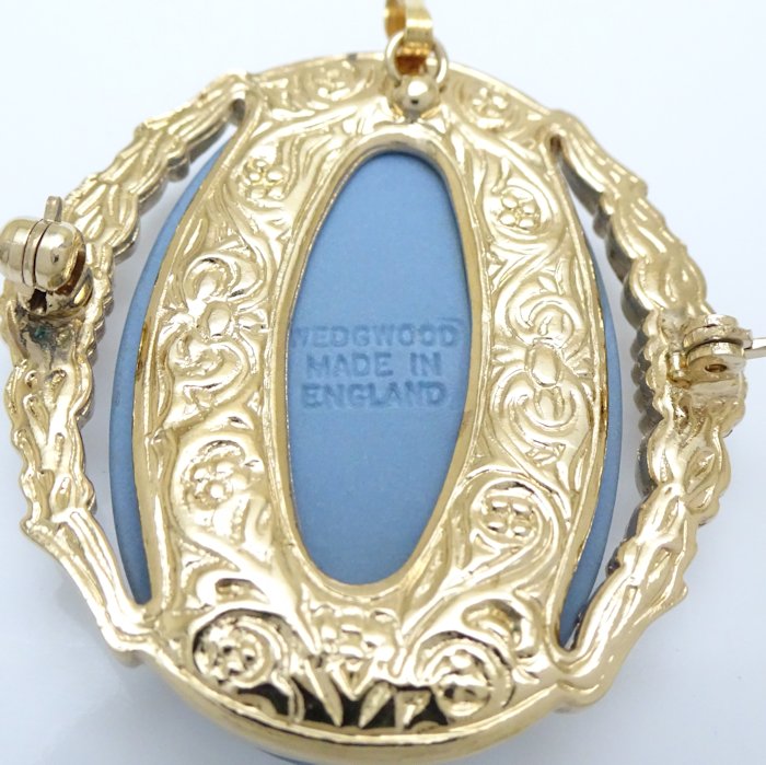 Wedgwood Jasper Brooch Pendant Top