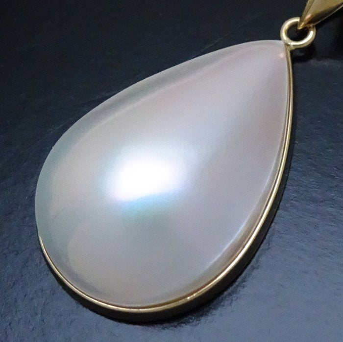 Tasaki Mabe Pearl Pendant K18YG Gold