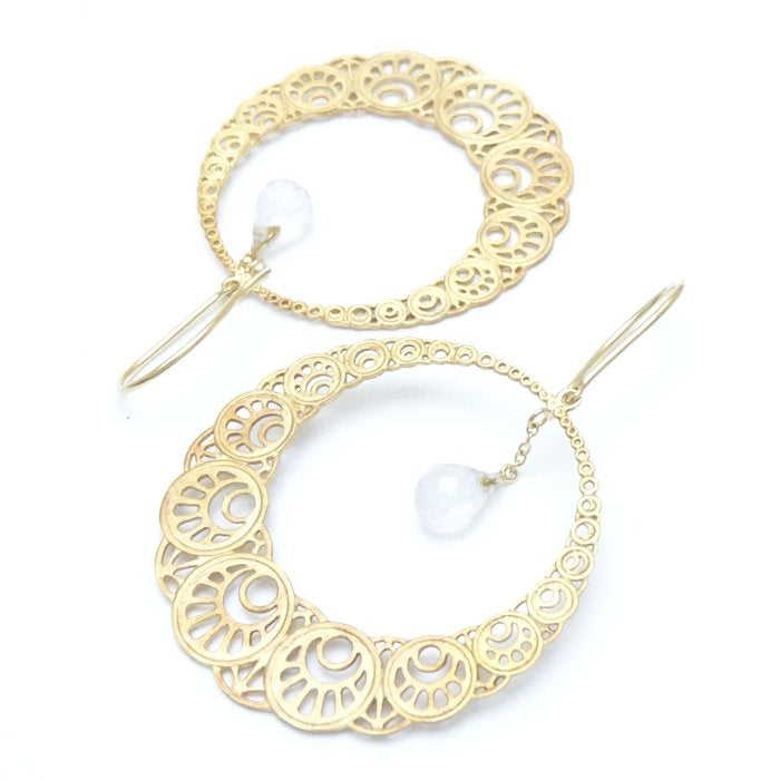 K.UNO K18YG Crystal Circle Motif Earrings