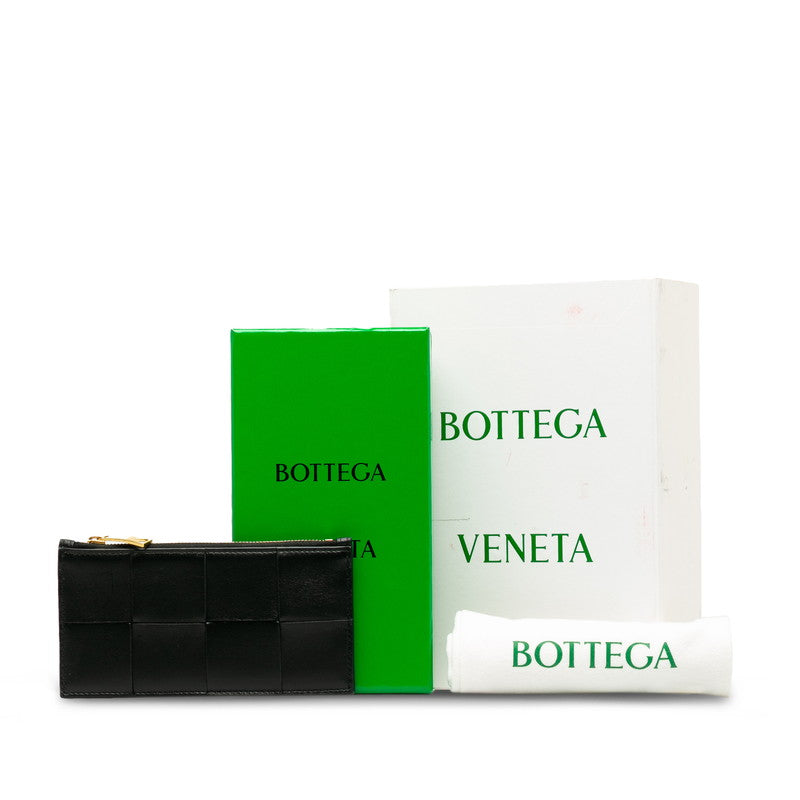 Bottega Veneta Leather Maxi Intrecciato Cassette Coin and Card Case in Great Condition