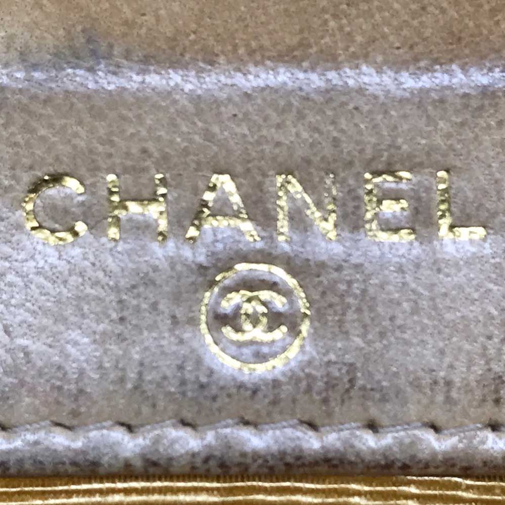 Chanel Caviar Skin Bifold Wallet Beige in Very Good Condition