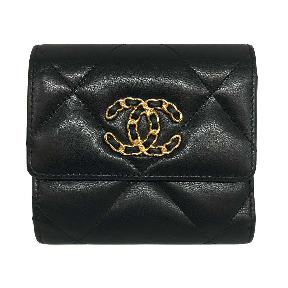 Chanel Lambskin Small Flap Mini Wallet Black in Very Good Condition