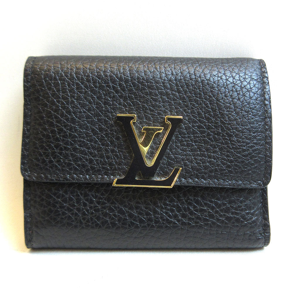 Louis Vuitton Leather Portefeuille Capucines XS Wallet M68587 in Great Condition