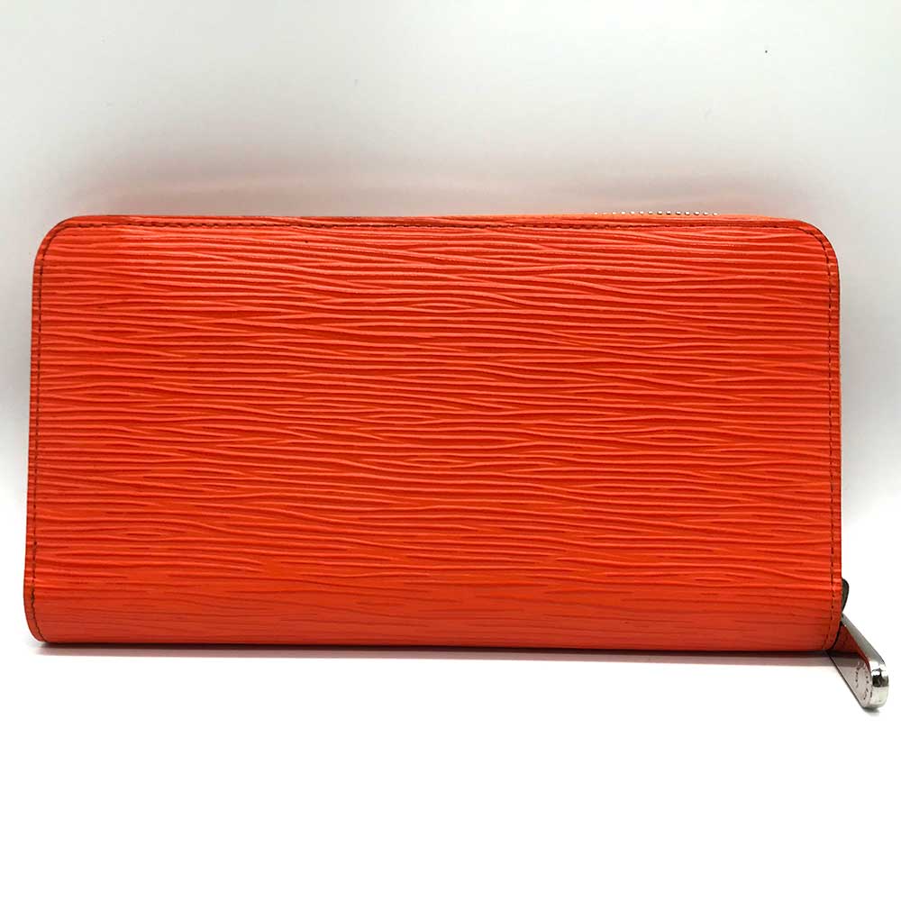 Louis Vuitton Epi Zippy Wallet M82332 in Very Good Condition