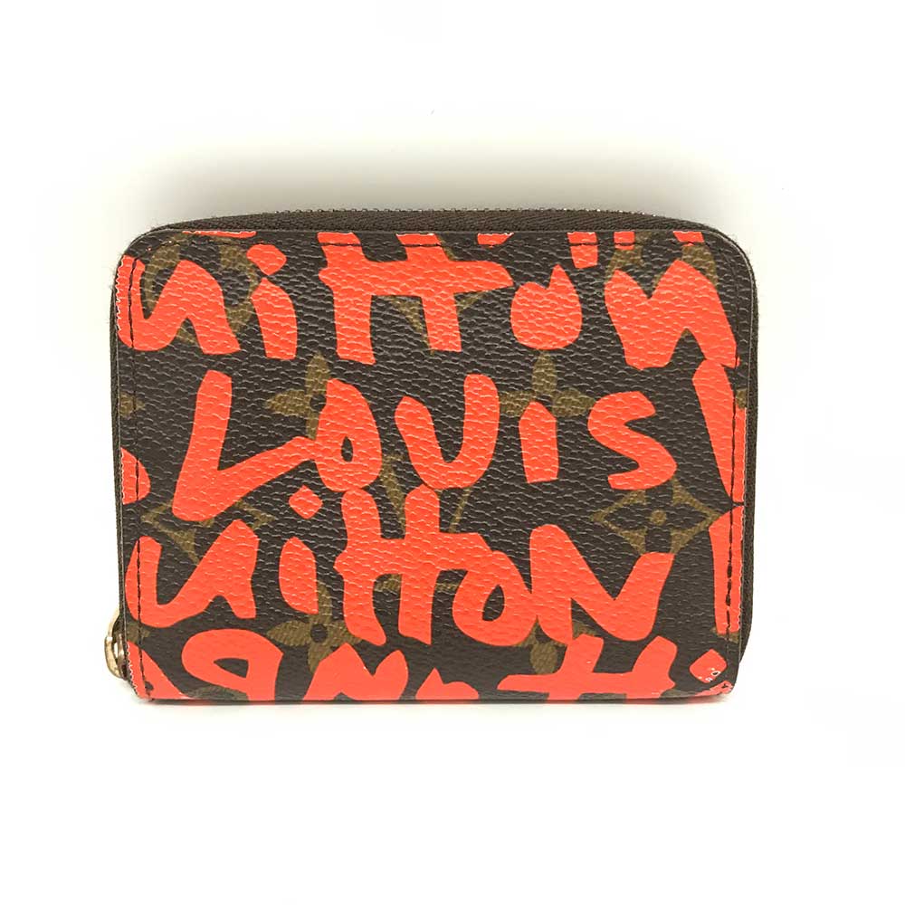 Louis Vuitton Monogram Graffiti Zippy Coin Purse in Very Good Condition