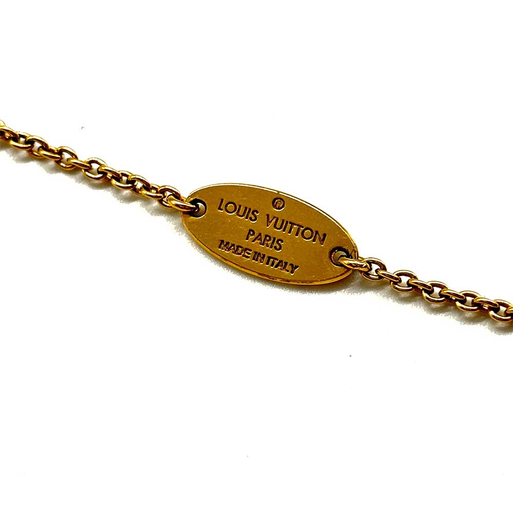 Louis Vuitton Essential V Necklace Gold M63181 in Great Condition