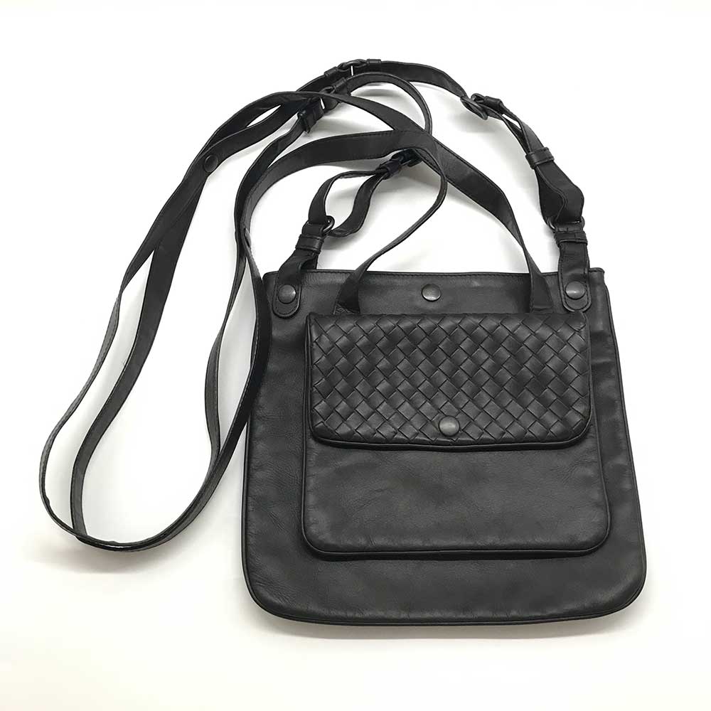 Bottega Veneta Leather Intrecciato Shoulder Bag 273350