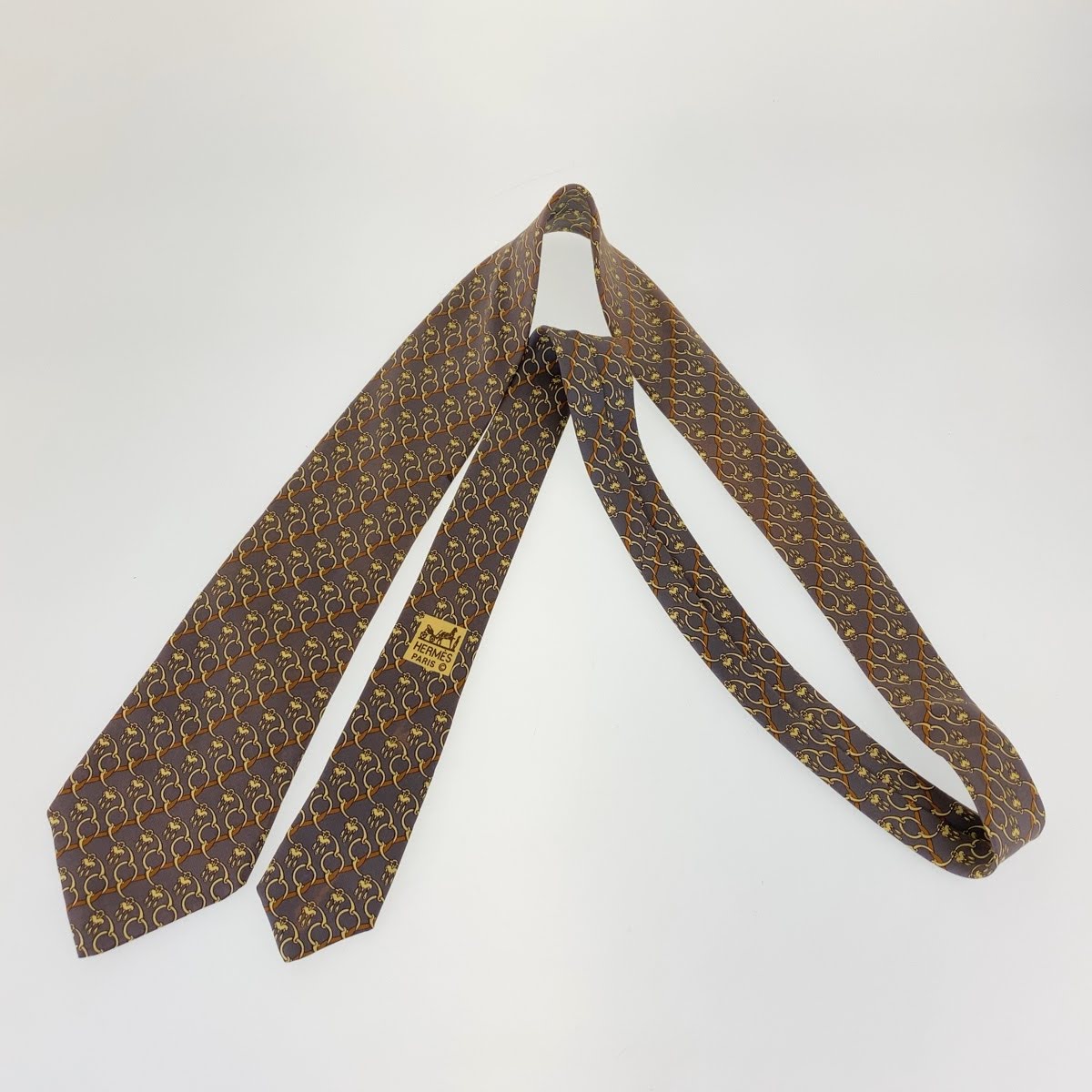 Hermes Silk Chain Pattern Tie 300321 in Very Good Condition