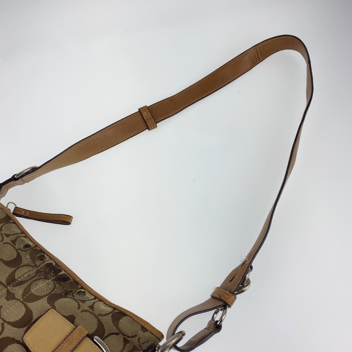 Coach Canvas/Leather Shoulder Bag Pochette F03574 in Very Good Condition