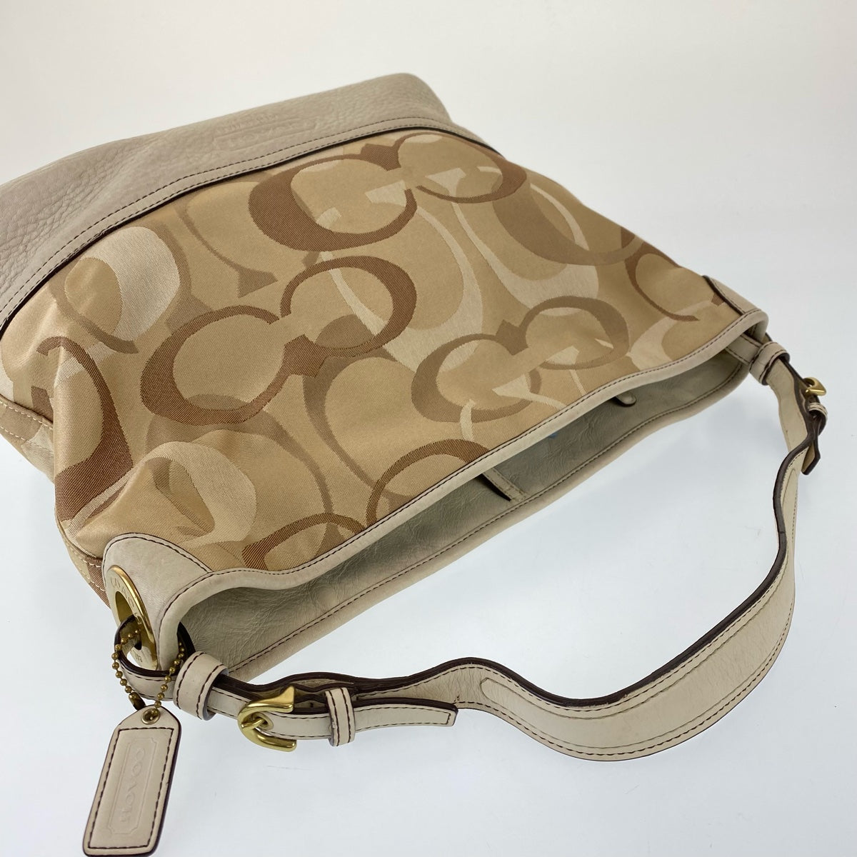 Coach Beige Canvas/Leather Signature Shoulder Handbag in Very Good Condition