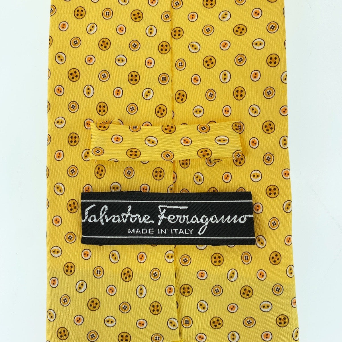 Salvatore Ferragamo Silk Button Pattern Tie 303932 in Very Good Condition