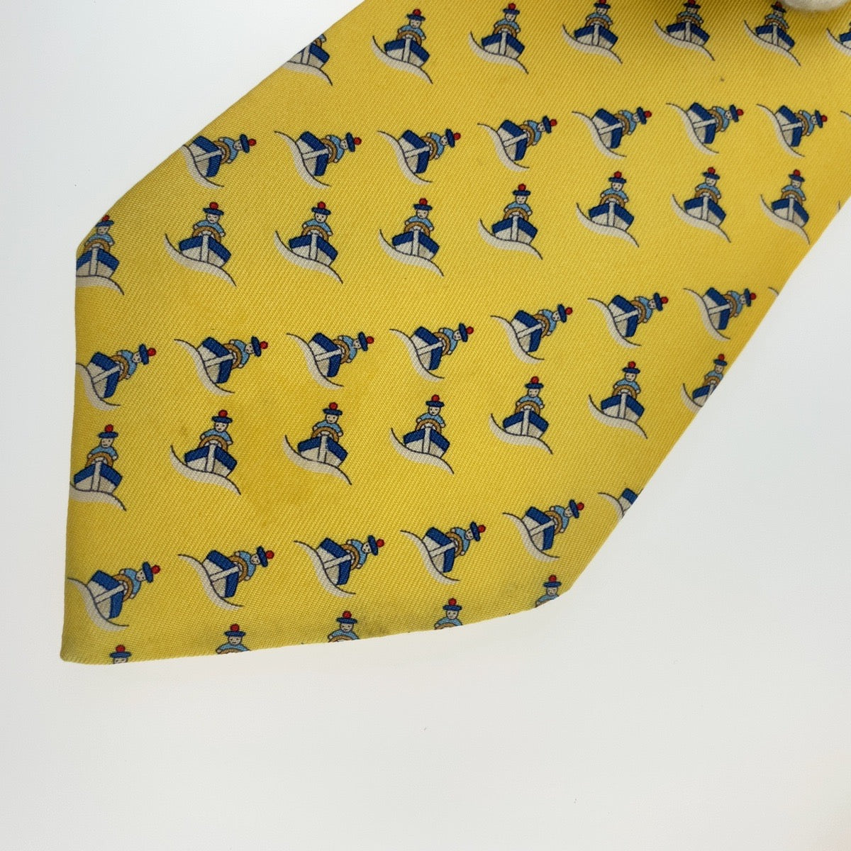 Hermes Silk Boat Pattern Tie 304646 in Very Good Condition