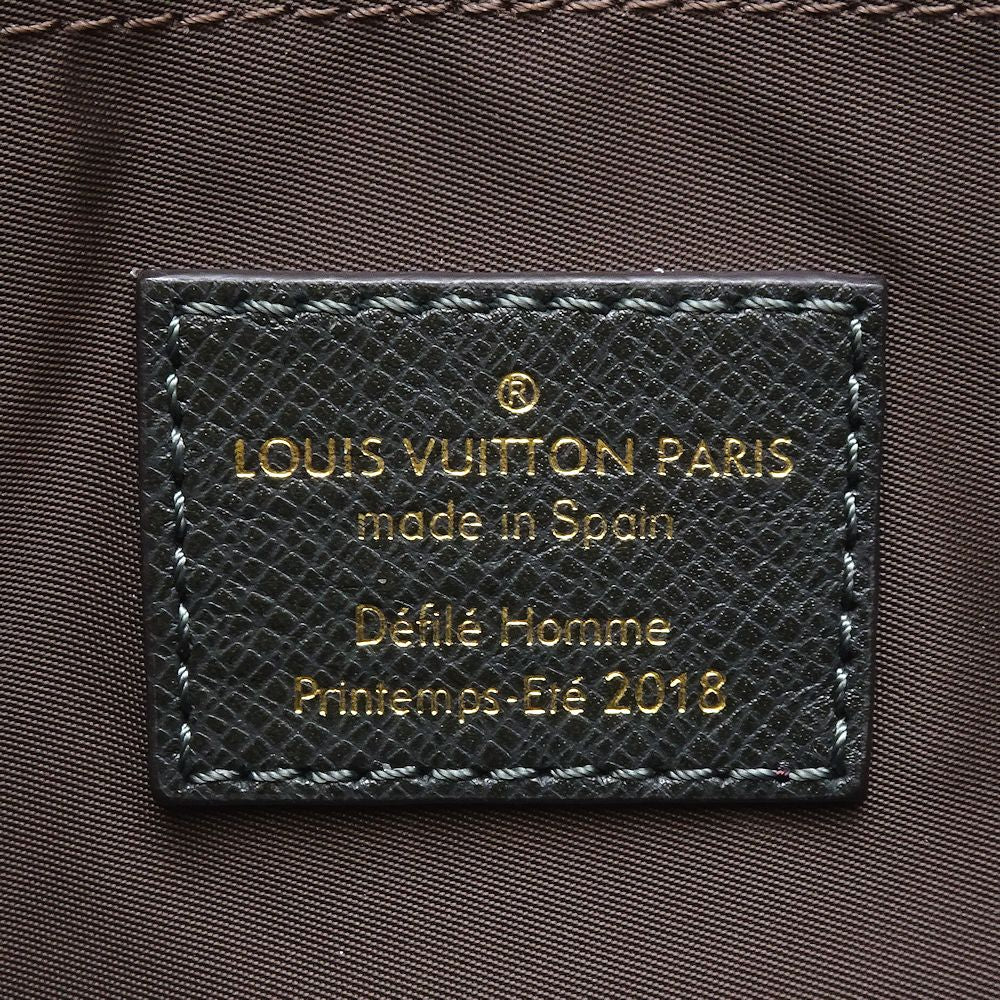 Louis Vuitton Monogram Messenger PM Bag M43843