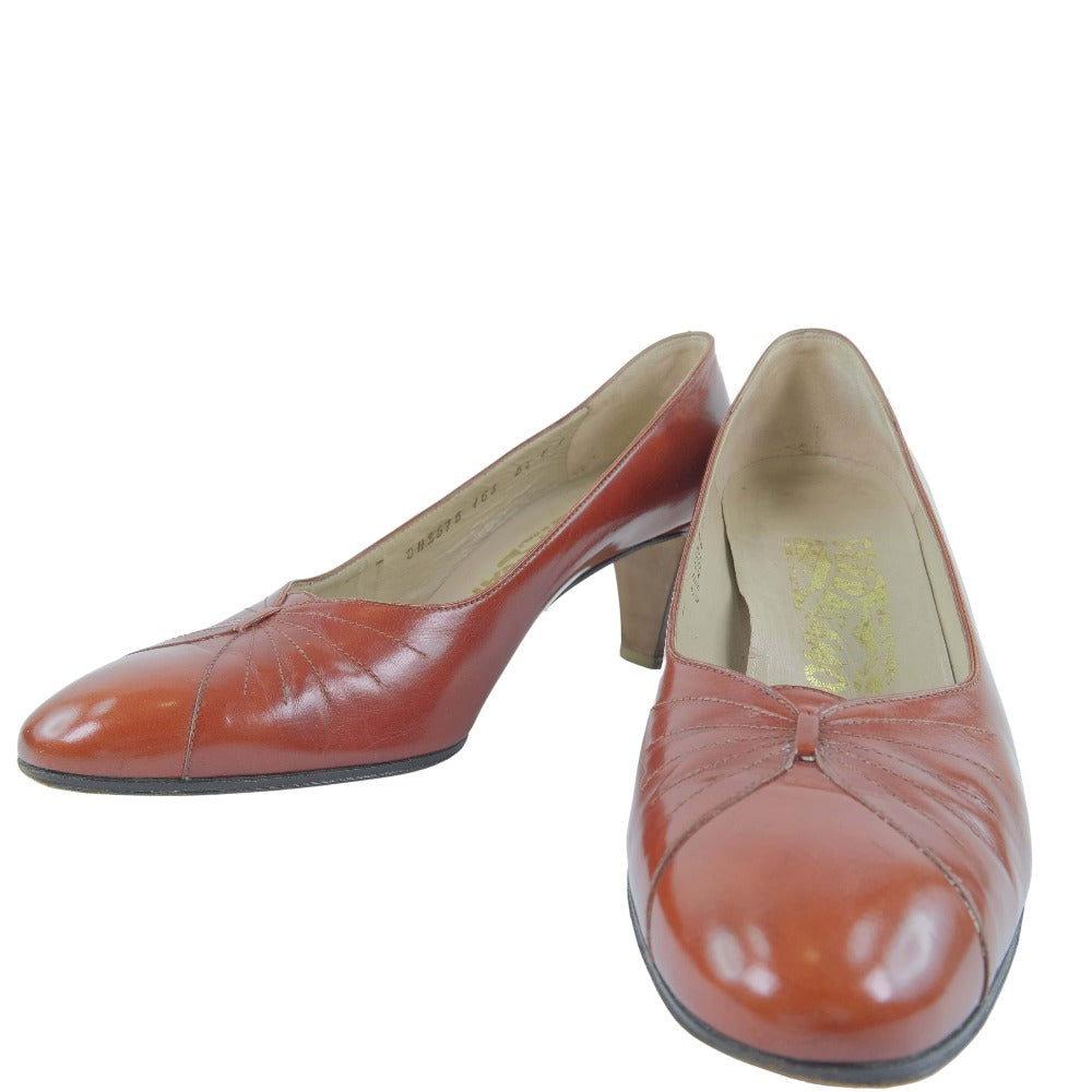 Salvatore Ferragamo Calf Pumps Red Brown