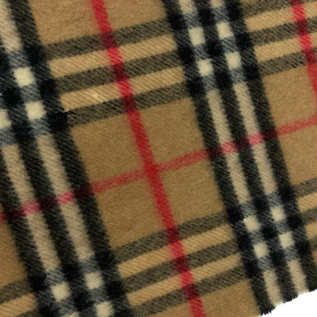 Burberry Cashmere Nova Check Scarf in Very Good Condition