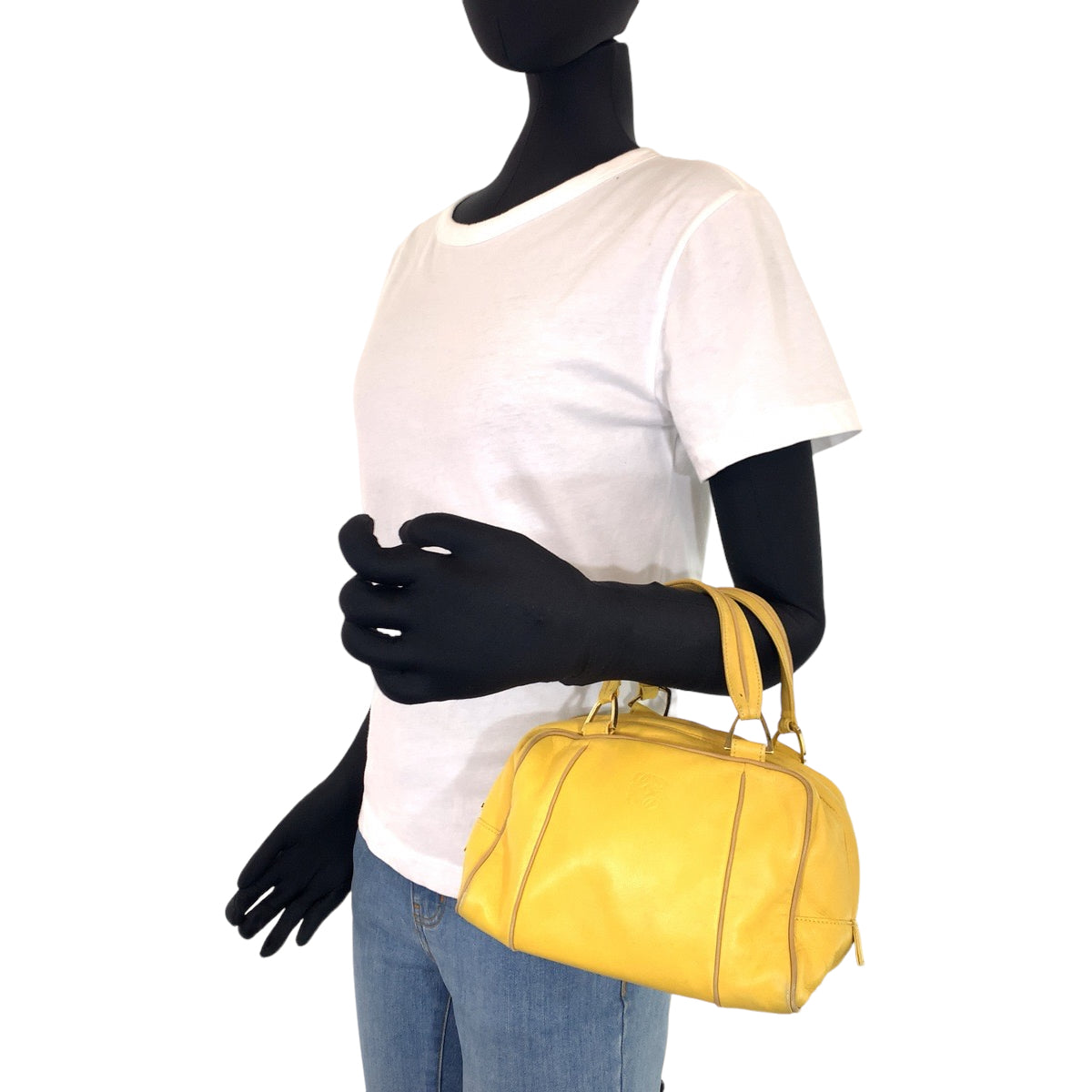 Loewe Anagram Yellow Leather Handbag 404768 in Very Good Condition