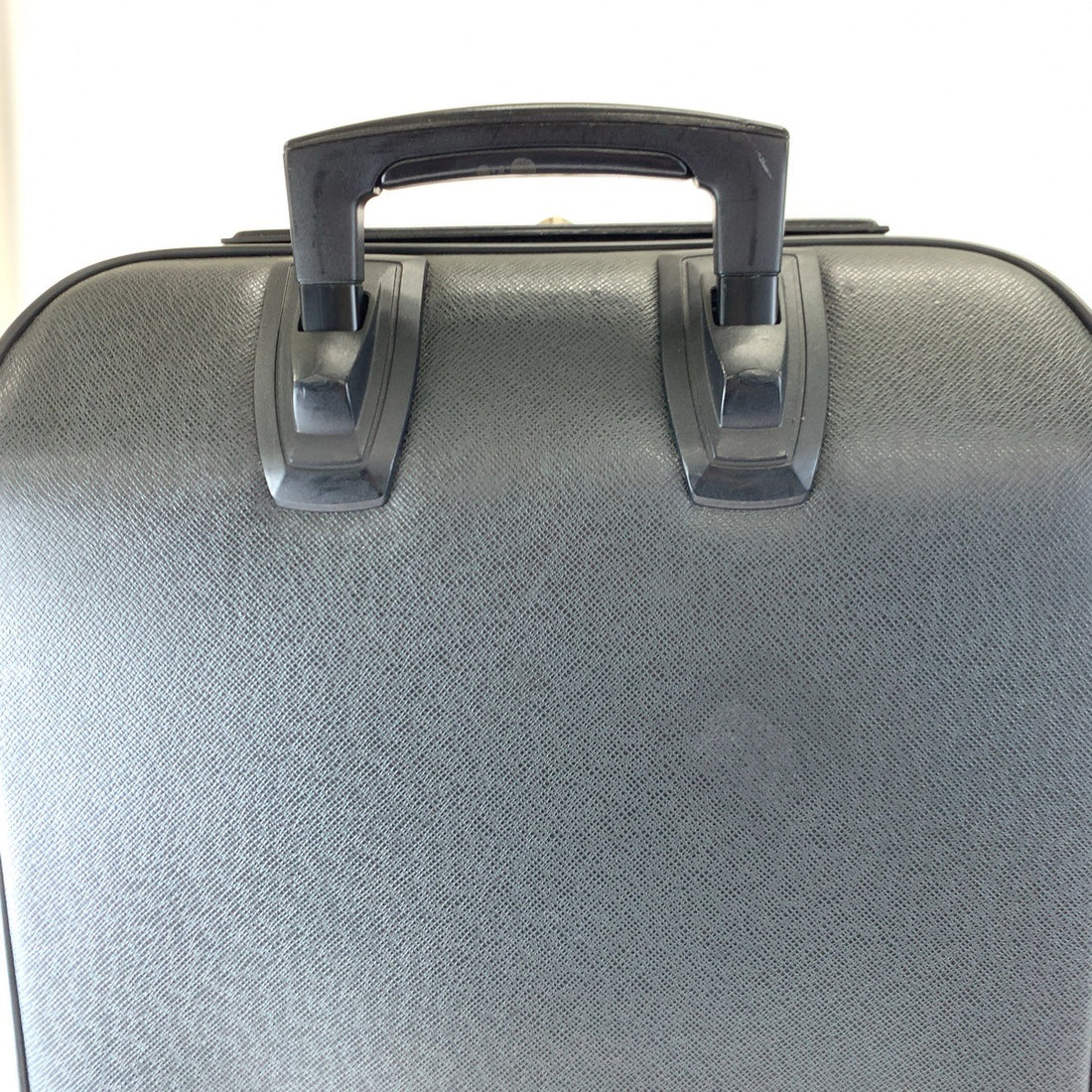 Louis Vuitton Taiga Pegase 55 Suitcase M23312