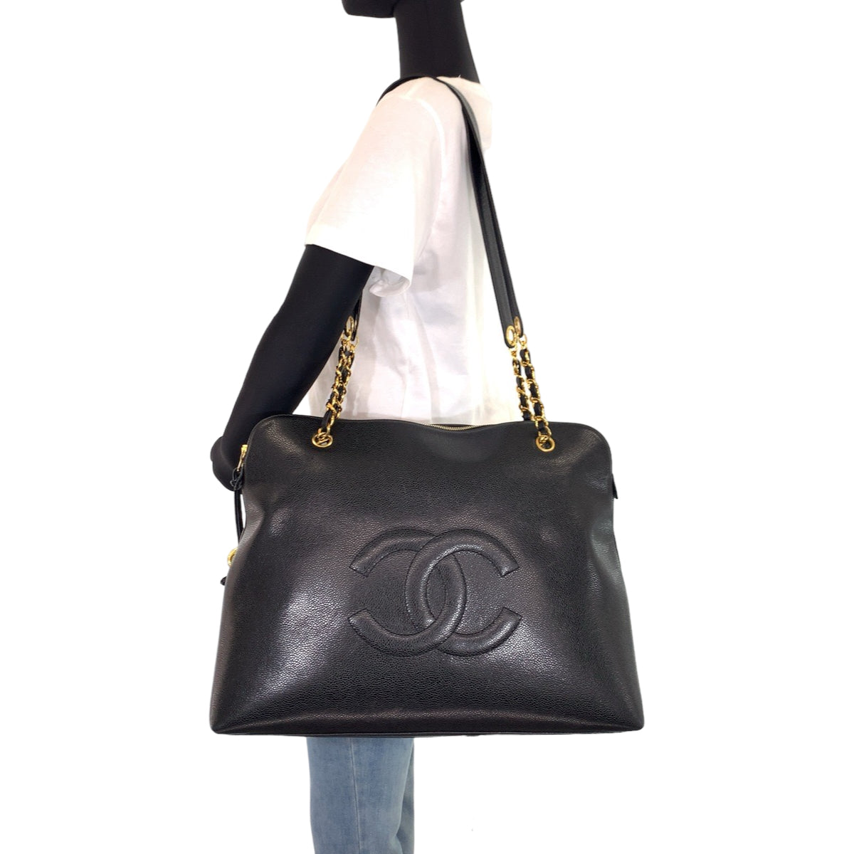 Chanel Caviar Skin Big Coco Mark Tote Bag in Very Good Condition