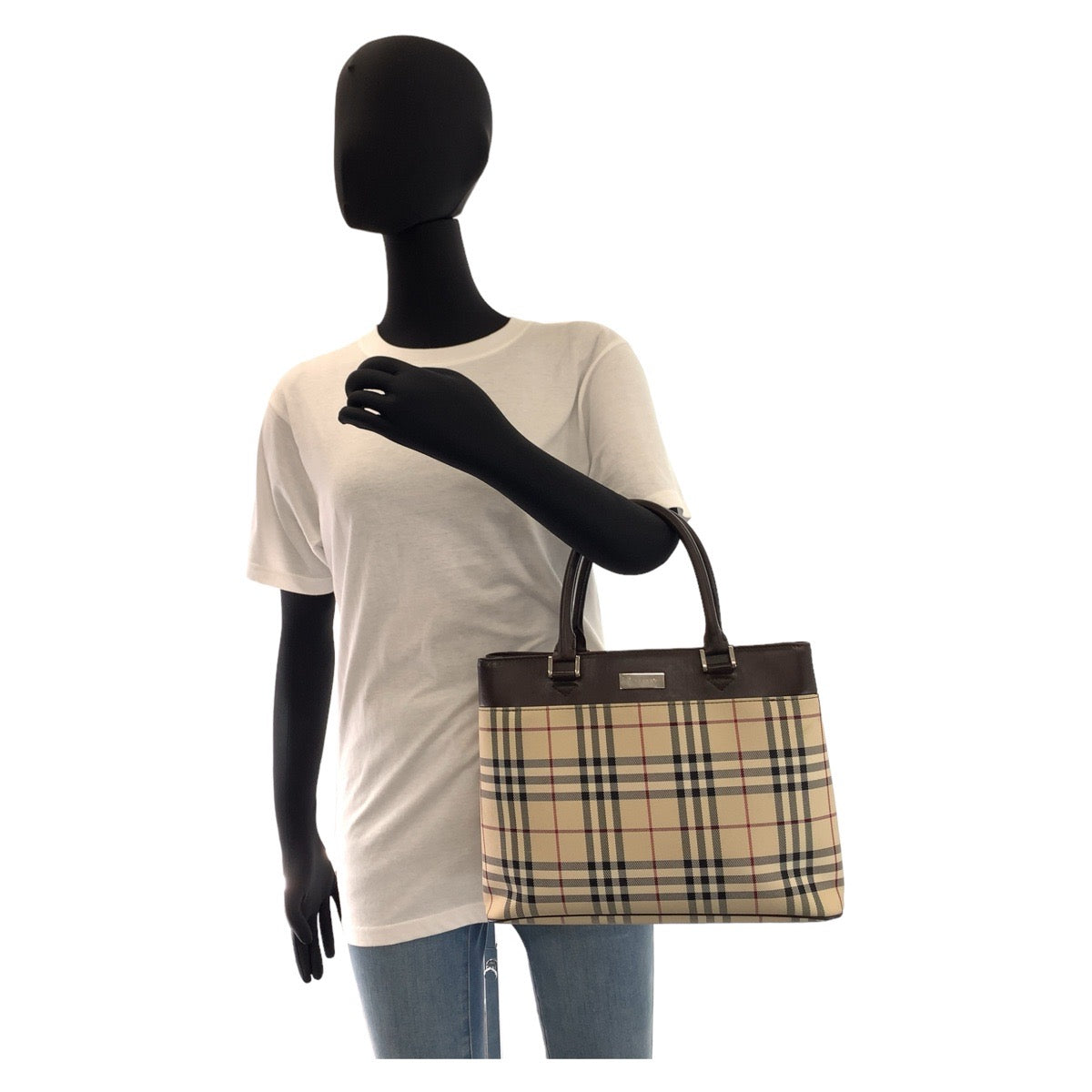 Burberry Nova Check Canvas/Leather Tote Bag in Very Good Condition