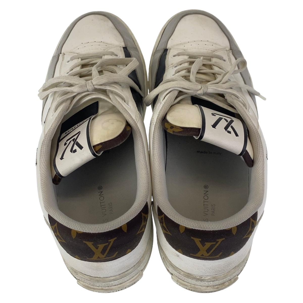 Louis Vuitton Charlie Line Leather Sneakers White in Very Good Condition