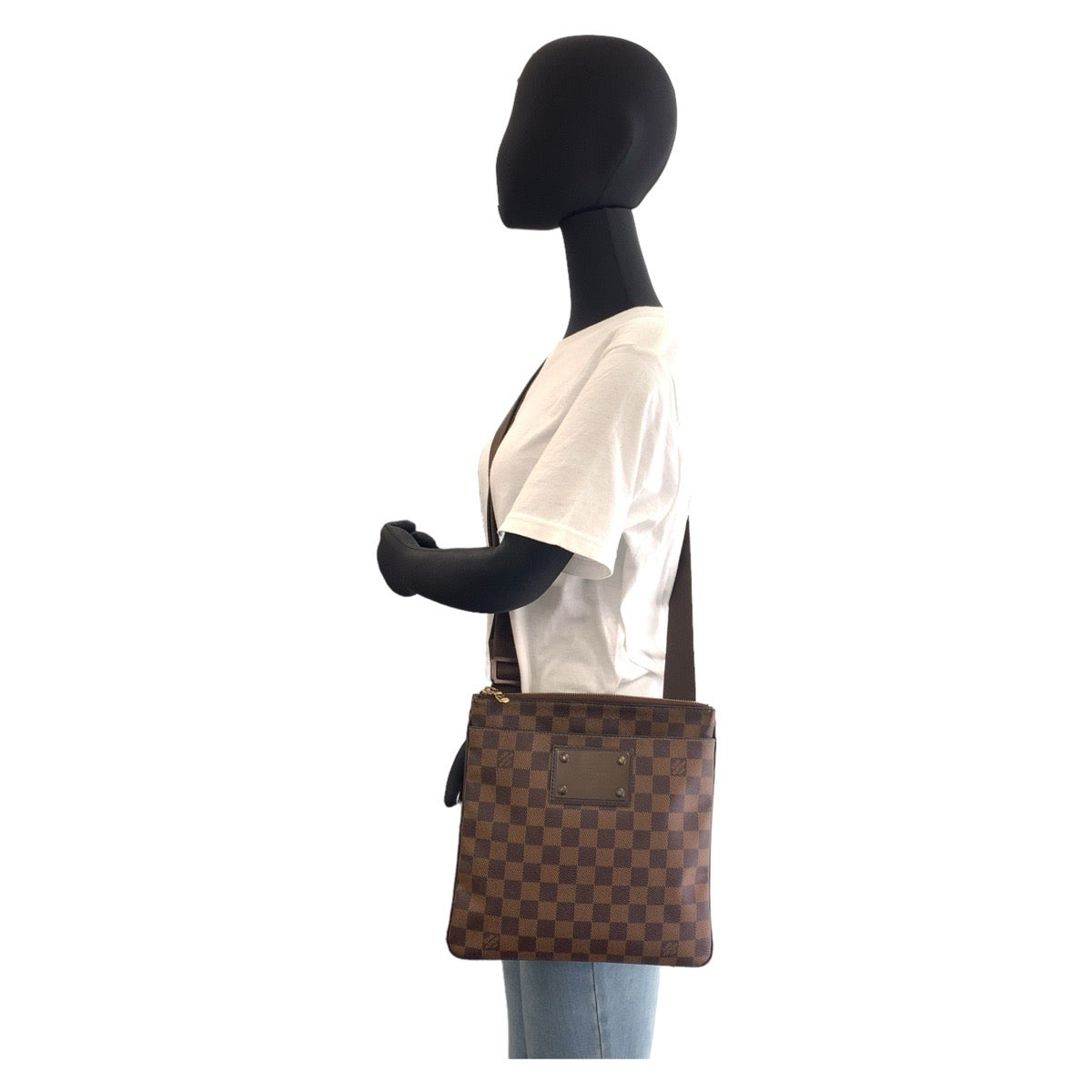 Louis Vuitton Damier Pochette Plat Brooklyn Shoulder Bag N41100 in Very Good Condition