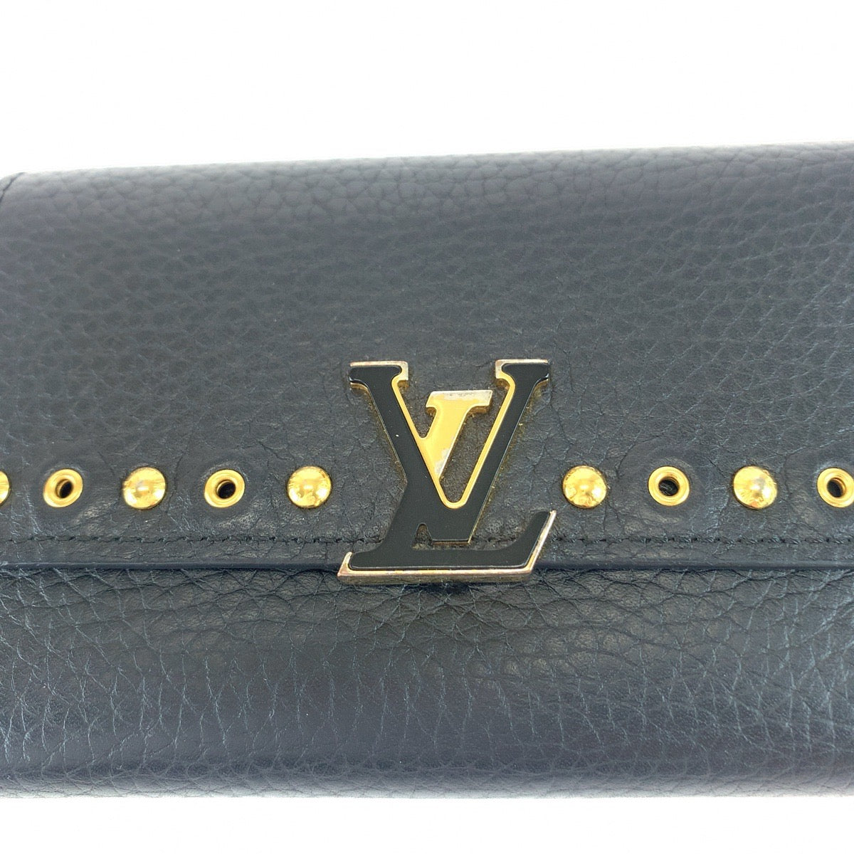 Louis Vuitton Capucines Leather Compact Wallet M64102 in Very Good Condition