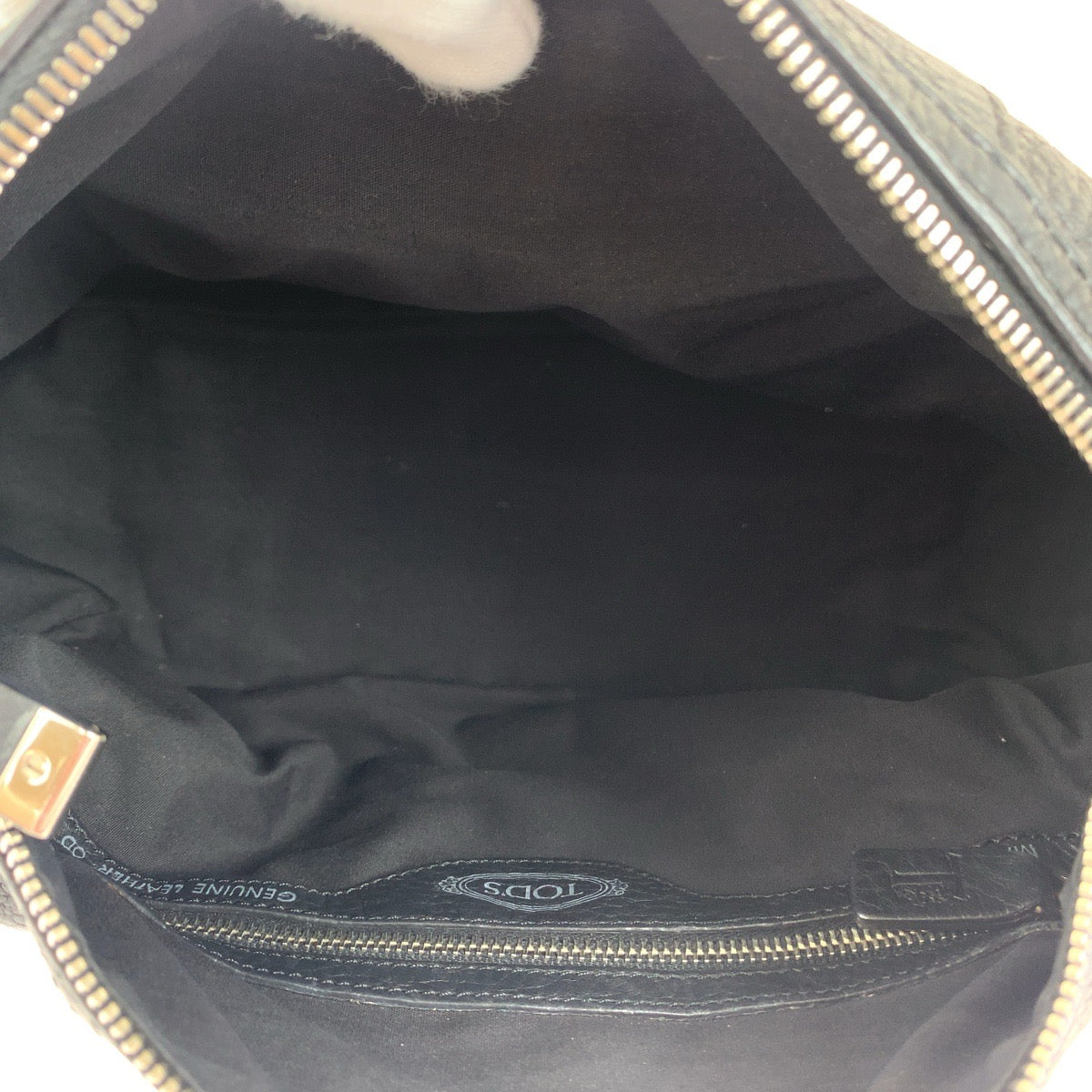 Tod's Black Leather Shoulder Bag for Women in Very Good Condition