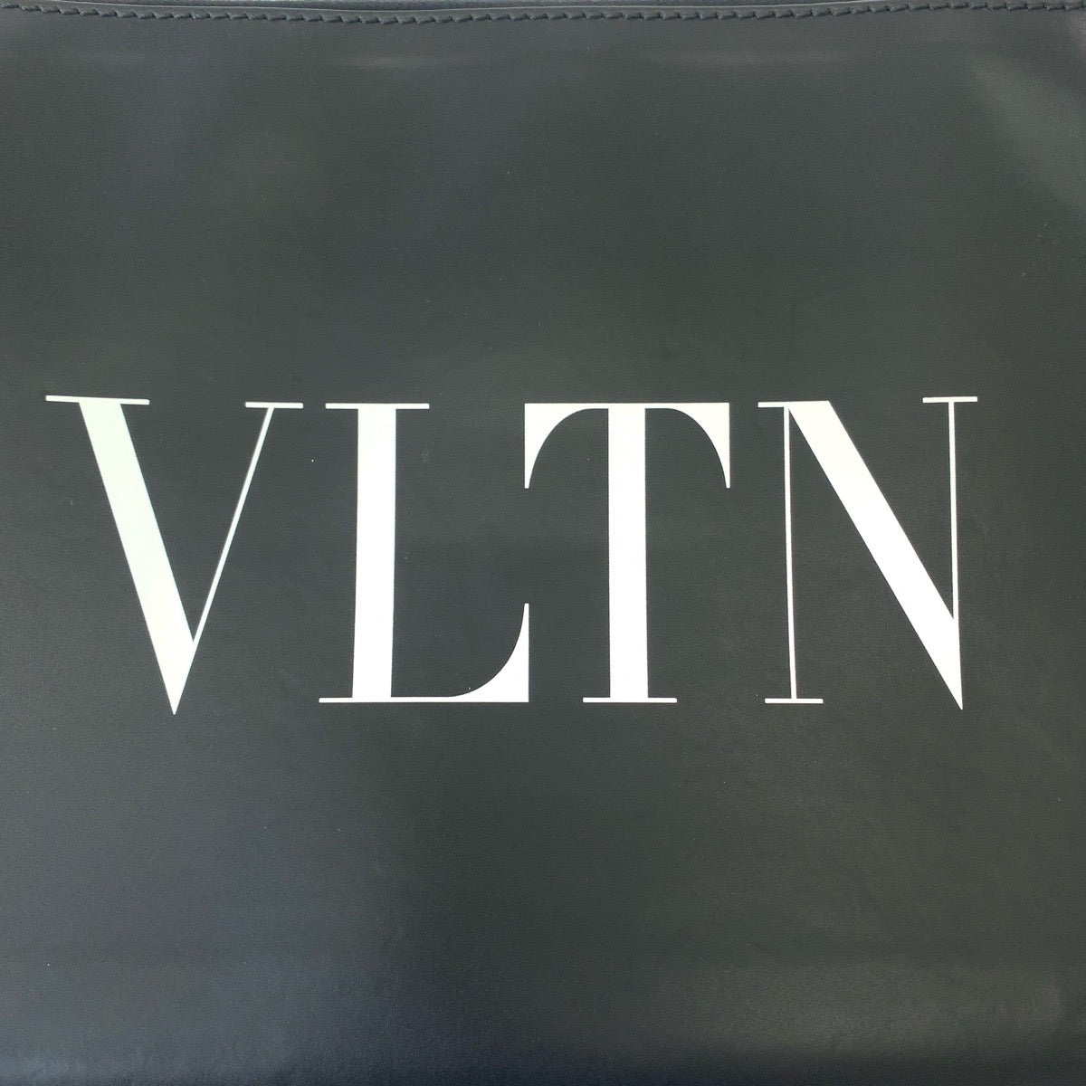 Valentino Leather Rockstuds Clutch Bag in Very Good Condition