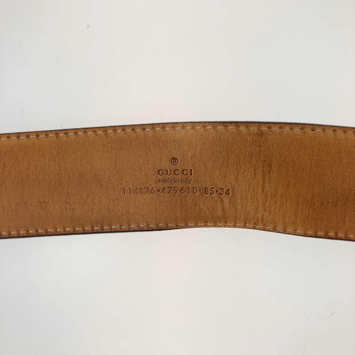 Gucci Leather Interlocking Belt Brown Gold Hardware in Very Good Condition