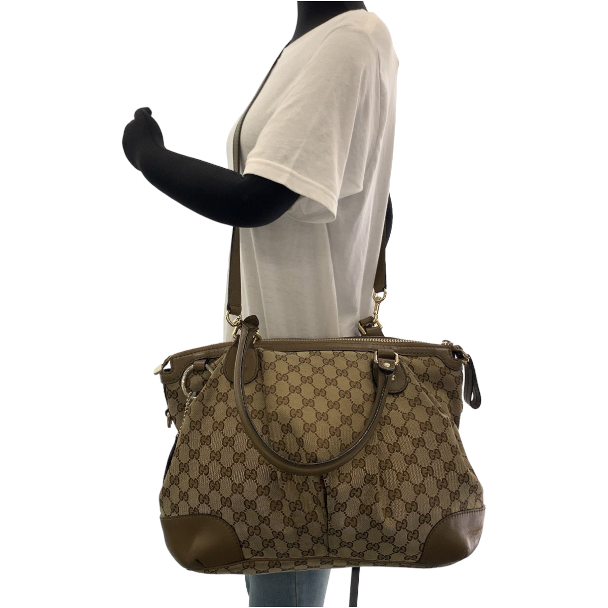 Gucci Sukey GG Canvas Handbag 285730 in Good Condition