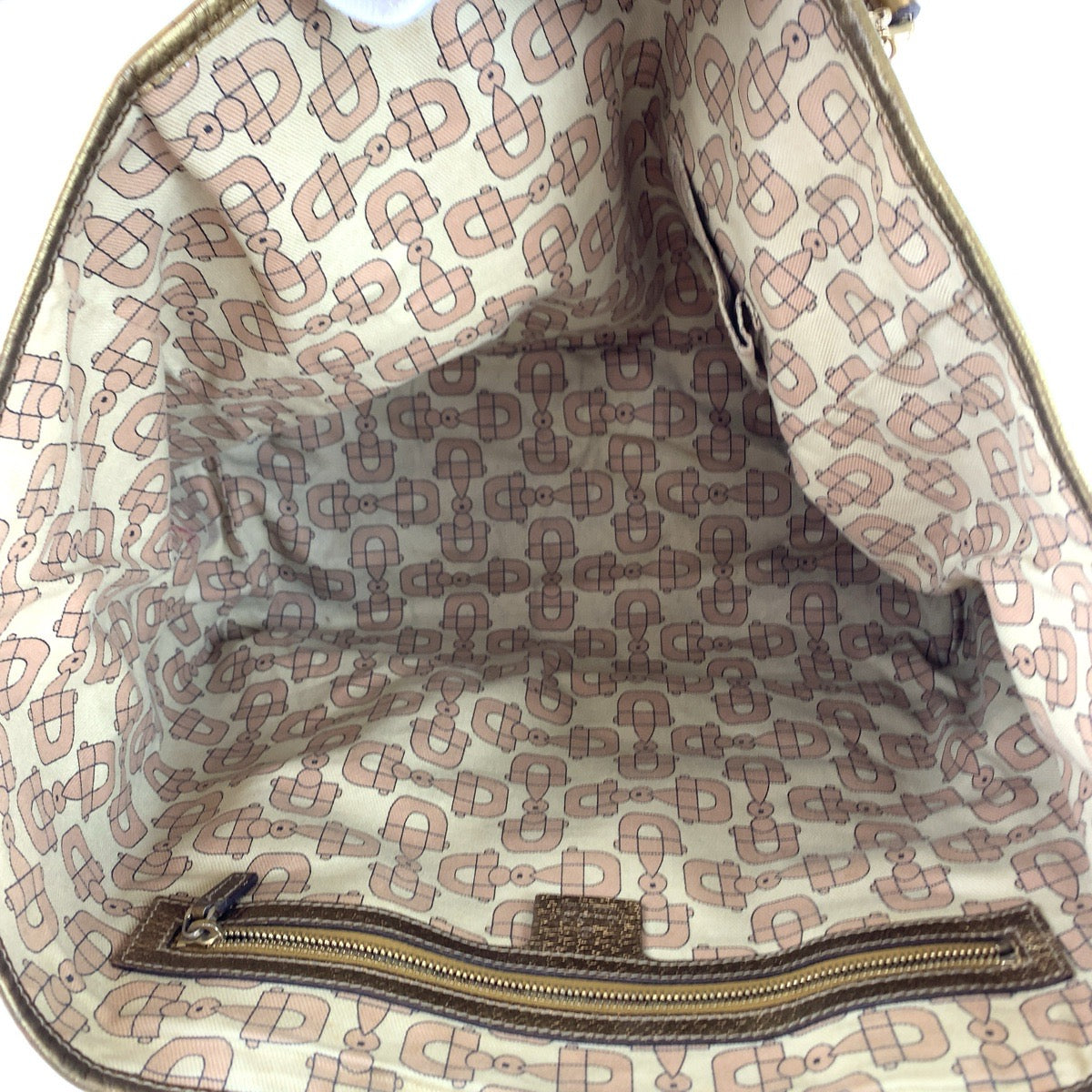 Gucci GG Canvas Brown Beige Gold Hardware Tote Shoulder Bag in Good Condition