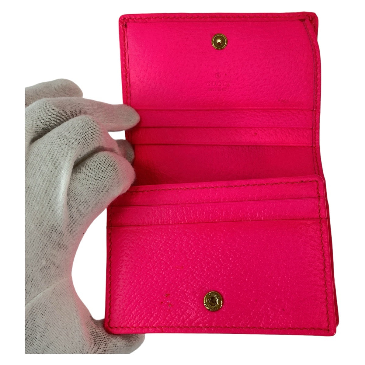 Gucci Flora Zumi Compact Wallet PVC Pink in Very Good Condition