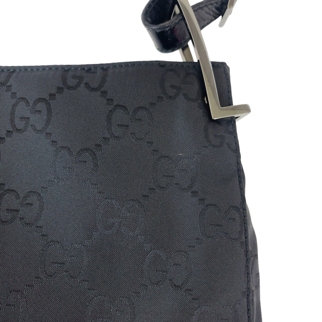 Gucci GG Canvas Shoulder Bag Black