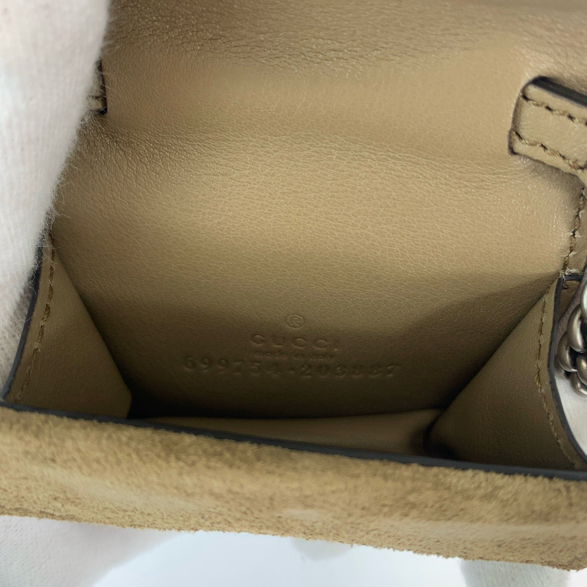 Gucci Dionysus GG Supreme Canvas AirPods Case in Excellent Condition