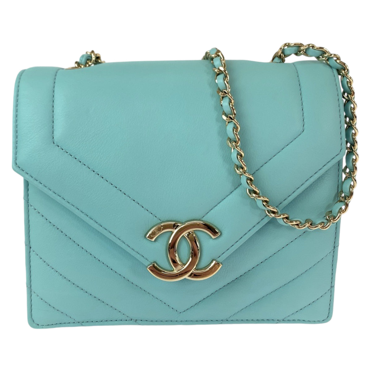 Chanel Chevron Lambskin Turquoise Blue Gold Chain Shoulder Bag in Very Good Condition